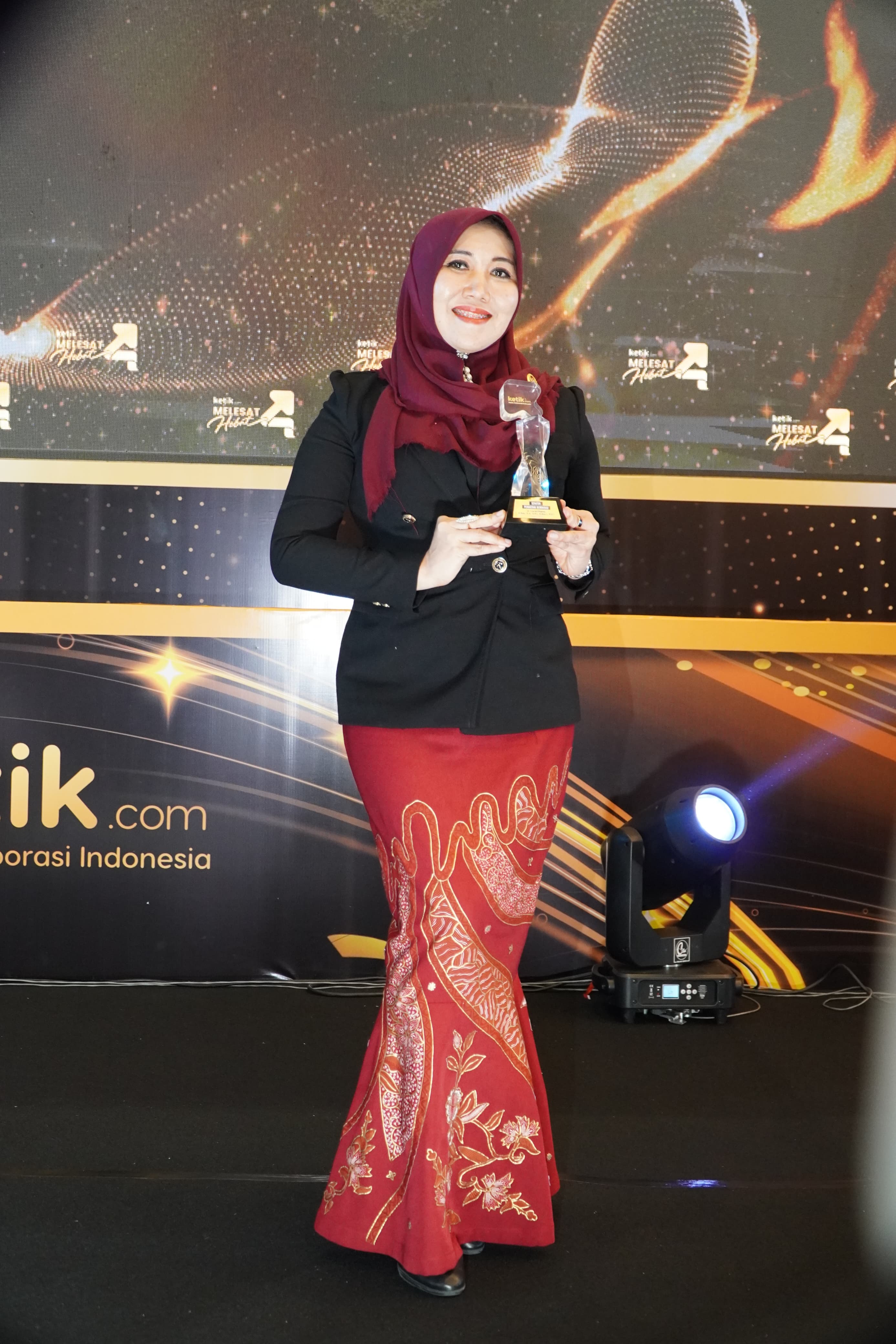 Ning Lia Diganjar Penghargaan atas Konsistensi Dorong Partisipasi Politik Anak Muda